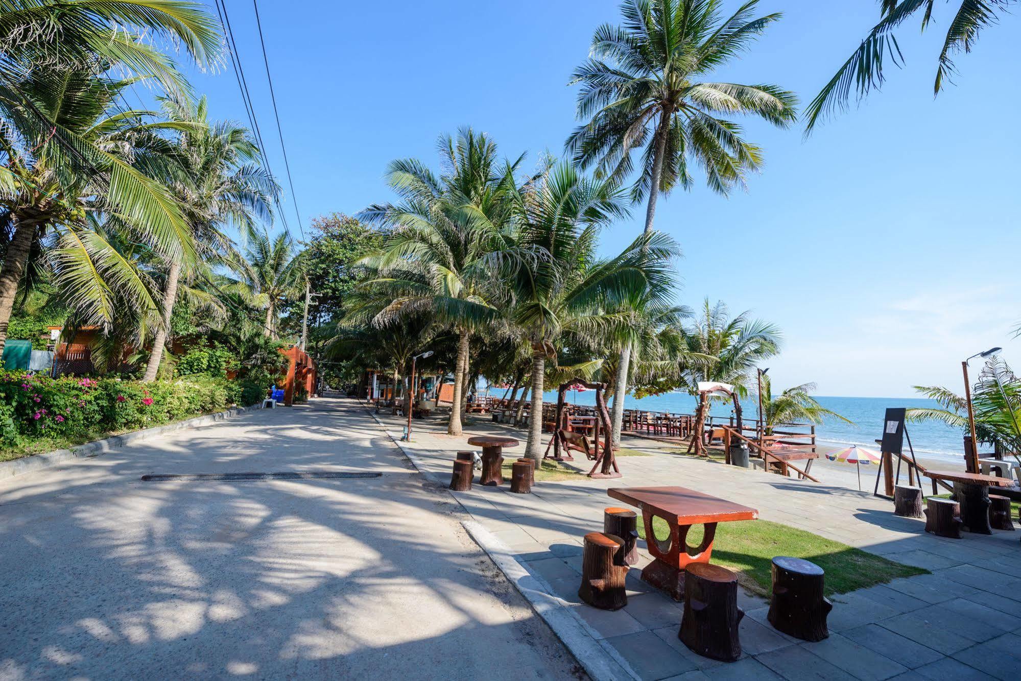 Baansuan Aokhai Beach Resort Mae Phim Exteriér fotografie