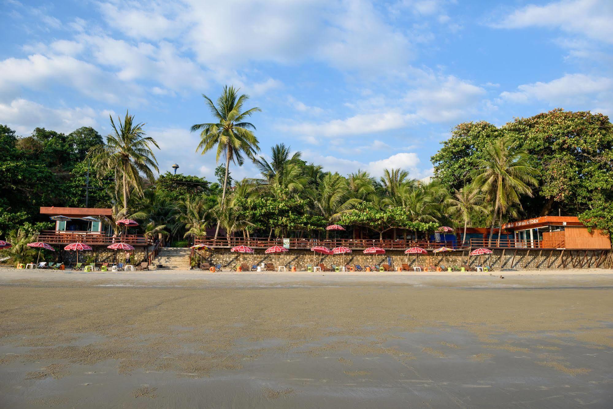Baansuan Aokhai Beach Resort Mae Phim Exteriér fotografie